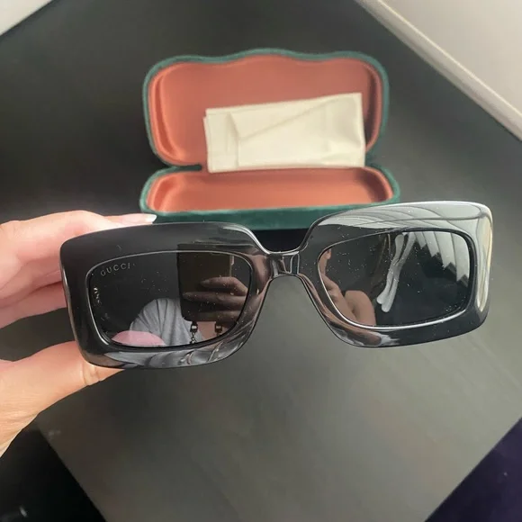 Gucci Black/Grey Rectangle Frame Sunglasses - GUCCI GG1425S - Picture 3 of 10